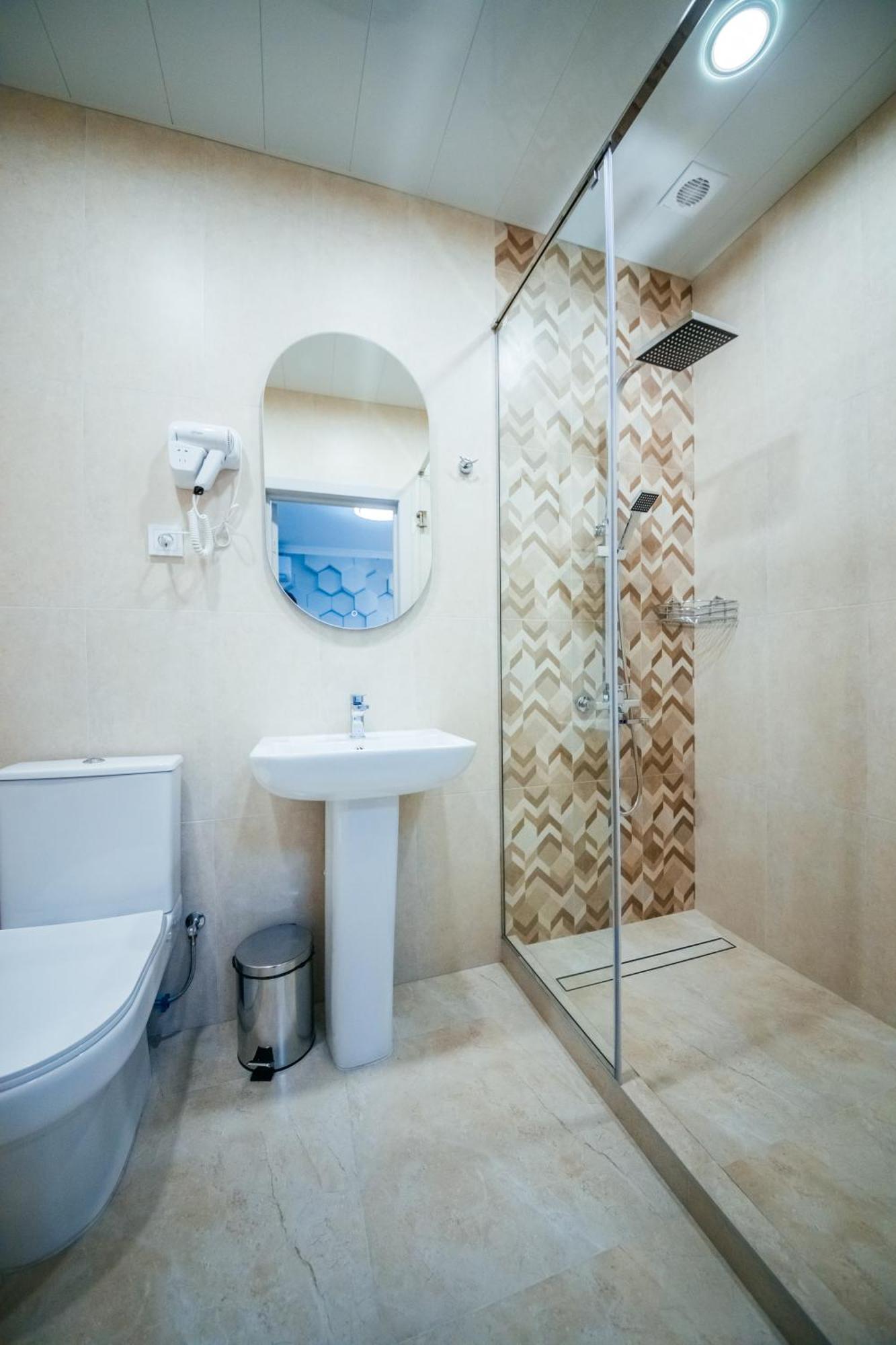 Chief Hotel Гюмри Екстериор снимка